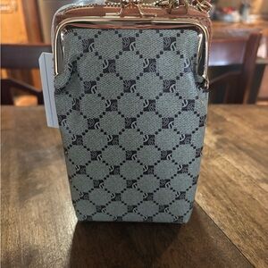 Geometric Patterned Cosmetic Case in Gray with Gold Frame